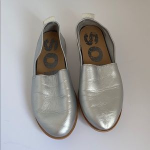 Sorel slip on shoes silver size 5.5